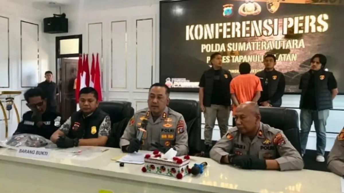 Kapolres Tapsel AKBP Anton Santoso pimpin konferensi pers, ungkap fakta baru pembunuhan bocah perempuan 6 tahun di Kec.Angkola Muaratais.
