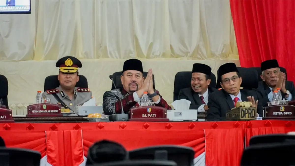 Bupati Batu Bara Dr H Baharuddin Siagian, Wakil Bupati Syafrizal dan Ketua DPRD Batu Bara.