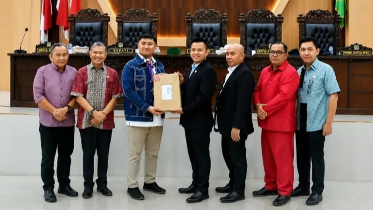 DPRD Kabupaten Labuhanbatu Utara menggelar Rapat Paripurna dengan agenda penyampaian Nota Pengantar KUA dan PPAS untuk Perubahan APBD Tahun Anggaran 2026.&nbsp;