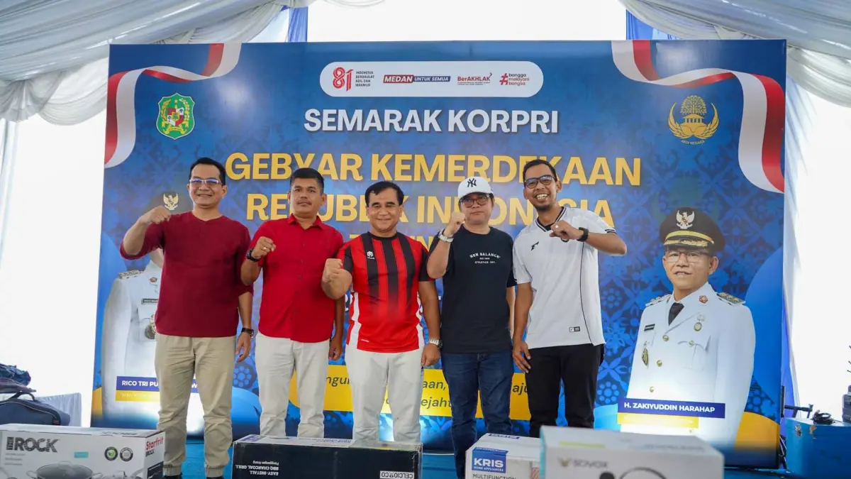 Dinas Pendidikan dan Kebudayaan Kota Medan meraih juara umum Semarak Korpri Gebyar Kemerdekaan RI 2026 di Taman Cadika Medan.