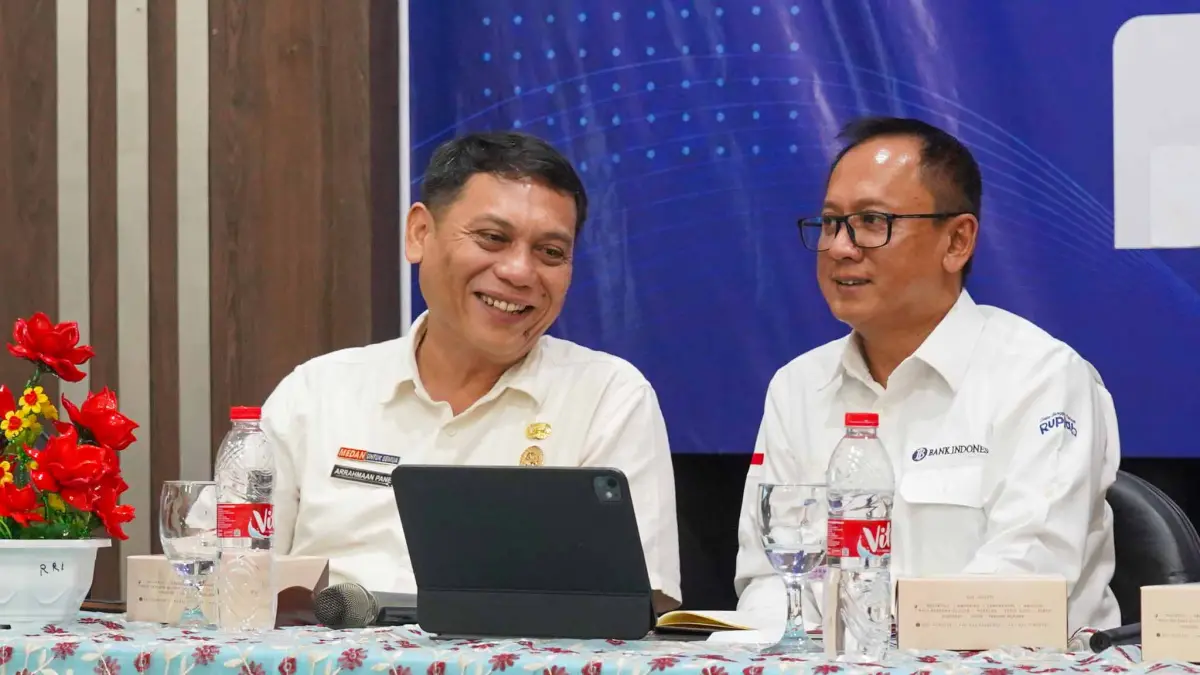 Kepala Dinas Kominfo Medan Arrahmaan Pane saat menjadi narasumber Uji Kompetensi Wartawan Radio (UKWR) Angkatan 50 dan 51 LPP RRI Korwil XVI di RRI Medan, Rabu (12/8/2026).