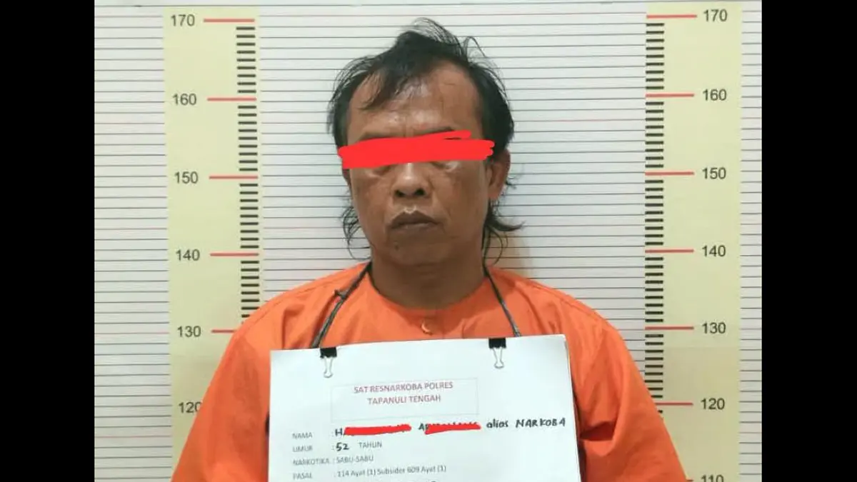 HA (52) diamankan Satres Narkoba Polres Tapanuli Tengah setelah ditangkap di rumahnya di Sorkam Barat. Polisi menyita 0,57 gram sabu.