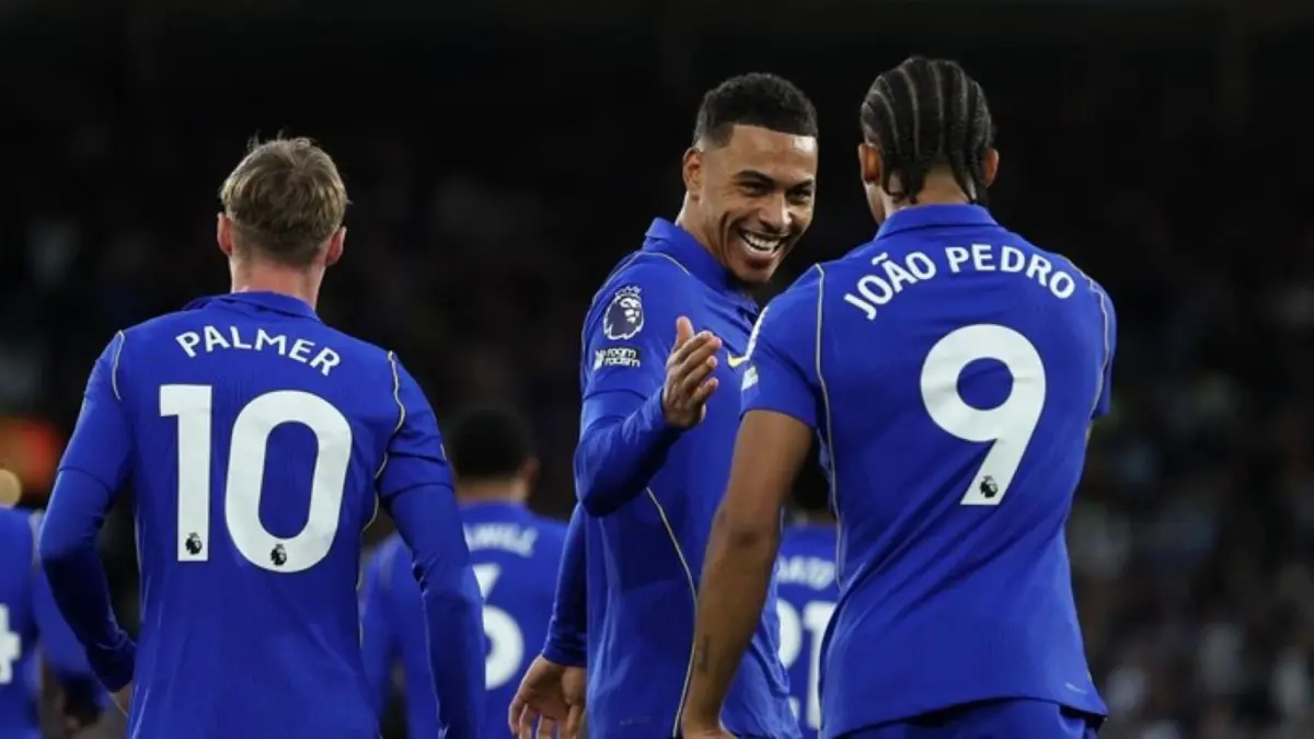 Joao Pedro, Morgan Rogers, dan Cole Palmer langsung mencetak gol dalam laga pertama mereka sebagai trio Chelsea saat menghadapi Fulham.