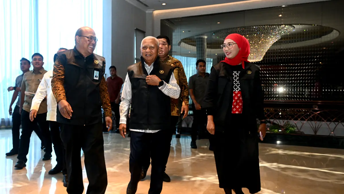 Wakil Gubernur Sumatera Utara Surya menghadiri Rapat Koordinasi Teknis dan Advokasi Pencegahan dan Percepatan Penurunan Stunting Regional Sumatera di Ballroom Hotel Grand Mercure Medan, Kamis (27/8/2026). (Diskominfo Sumut/Fahmi Aulia)