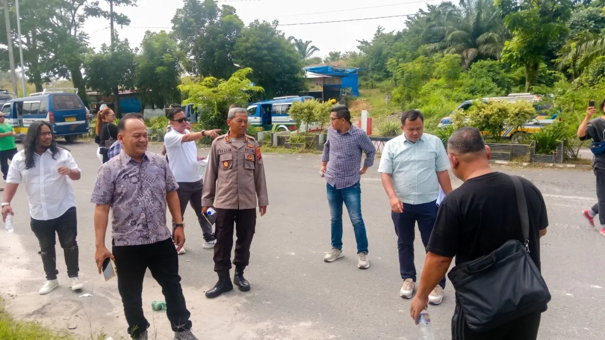 Peninjauan dipimpin Asisten Pemerintahan dan Kesejahteraan Rakyat Setdako Fidelis Edy Suranta Sembiring SSTP MSi bersama Kabag Ops Polres Pematangsiantar AKP Salija, Jumat (28/08/2026).