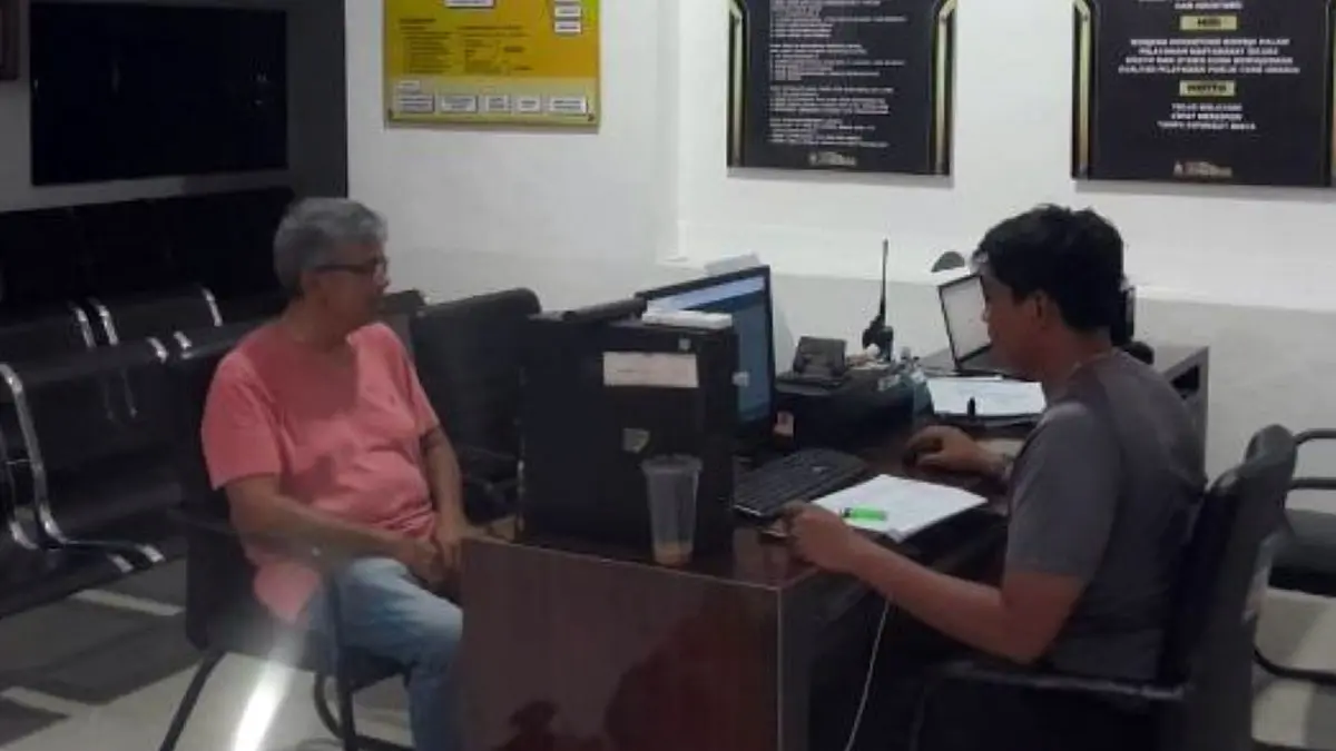 Manager Hotel Dainang Sibolga Wagner Lumbantobing melaporkan dugaan pencurian kabel parabola ke Polres Sibolga, Sabtu (29/8/2026).