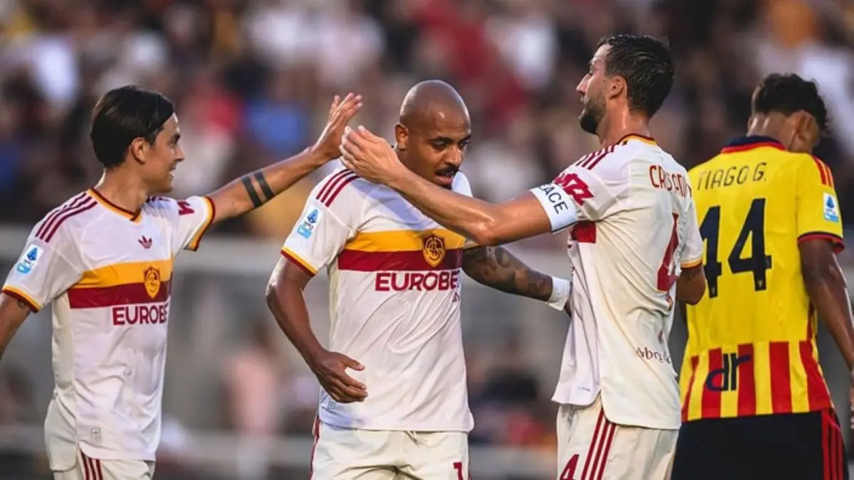 Donyell Malen tampil gemilang dengan mencetak dua gol saat AS Roma membantai Lecce 4-0 pada pekan kedua Liga Italia 2026/2027.