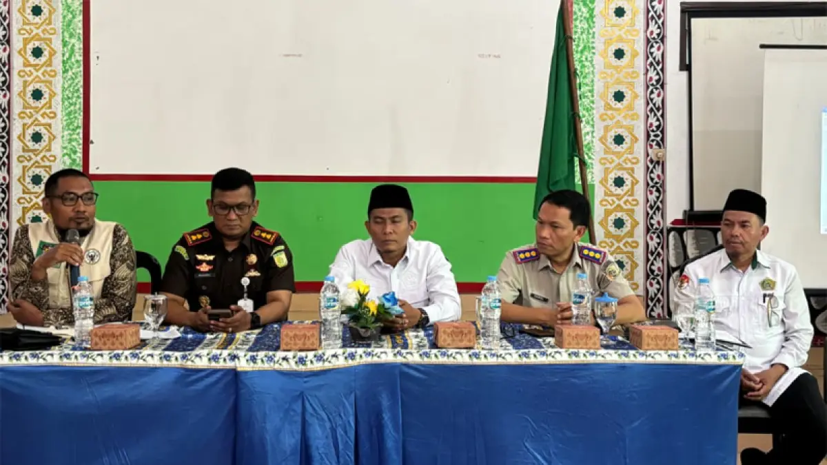 Badan Wakaf Indonesia (BWI) Simalungun mengadakan rapat akselerasi (percepatan) penerbitan sertifikat tanah Wakaf bersamaKejari dan Kepala Kantor Badan Pertanahan Nasional.