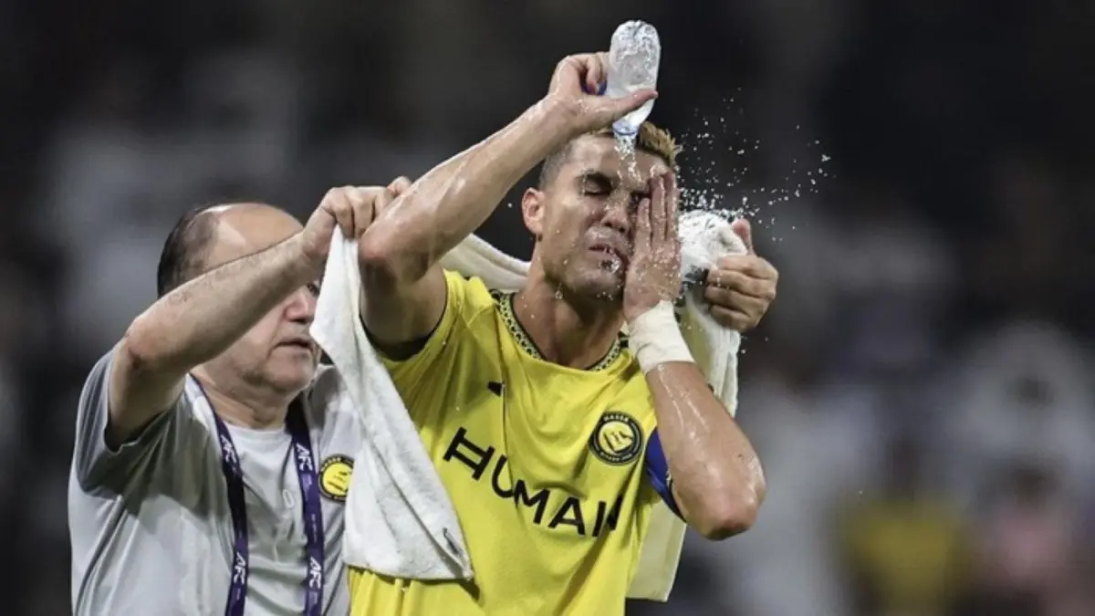 Cristiano Ronaldo terlihat emosional saat Al Nassr dihajar Al Ain 0-4 pada matchday pertama AFC Champions League.di Ambang Rekor, Hansi Flick Pilih Fokus Ini