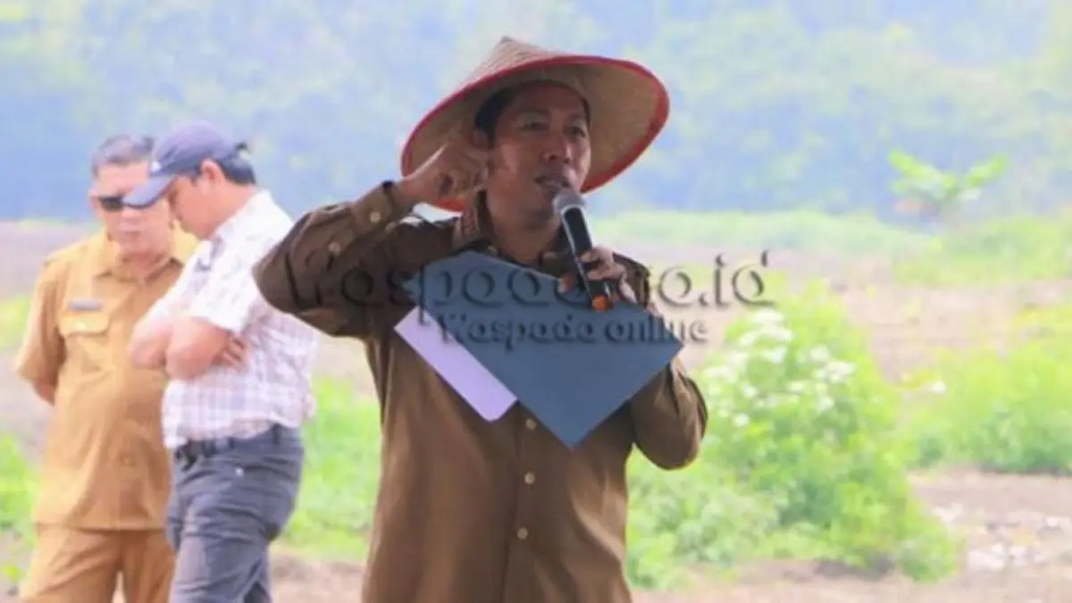 DORONG KUR:&nbsp; &nbsp;Bupati Taput Jonius Taripar Parsaoran Hutabarat mendorong petani memanfaatkan KUR untuk memperkuat modal dan mengembangkan usaha pertanian.