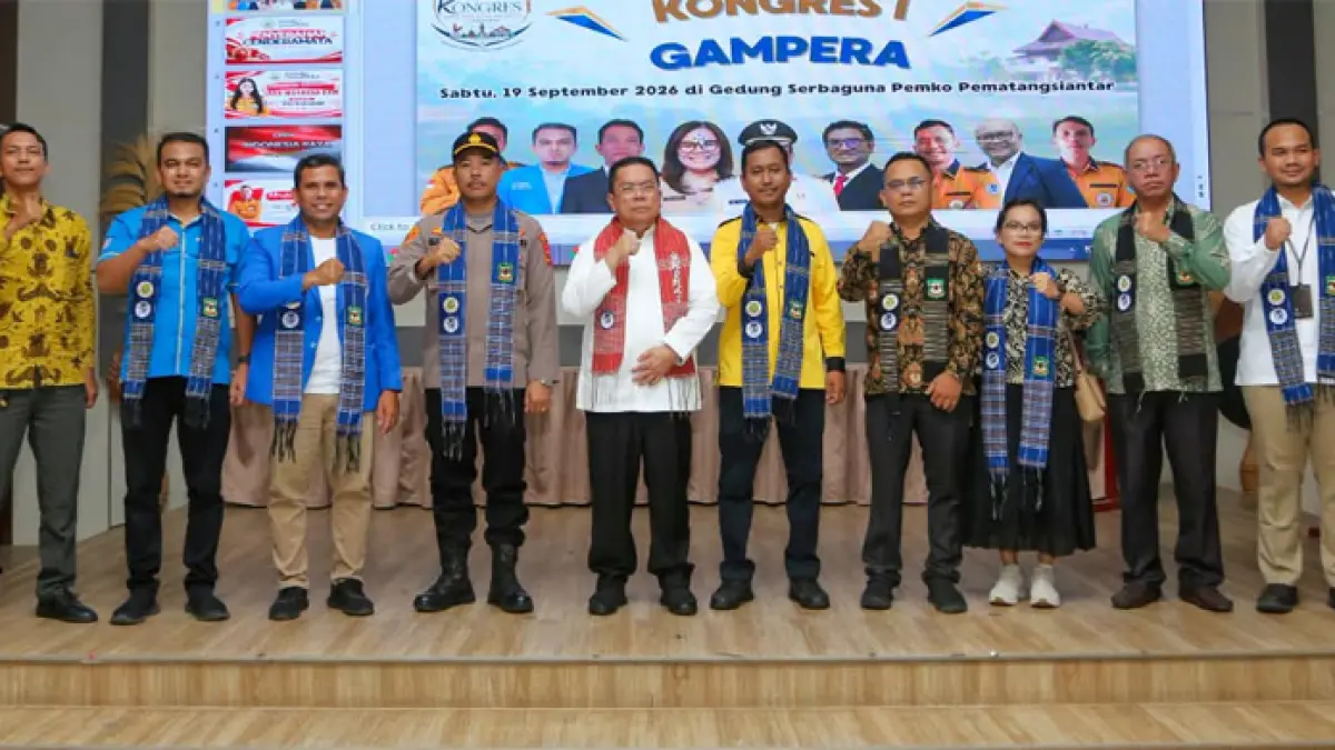 Wali Kota Pematangsiantar Wesly Silalahi SH MKn saat Kongres I Garda Muda Peduli Masyarakat.