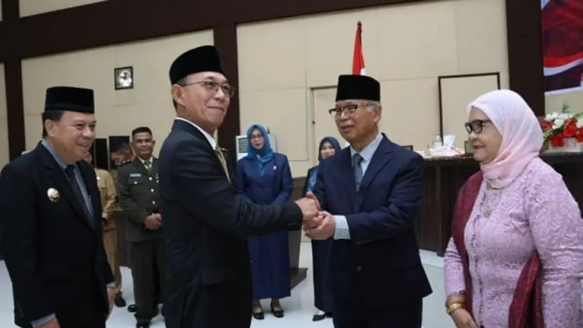 H. Muhammad Yusuf Siregar resmi dilantik menjadi anggota DPRD Kabupaten Tapsel PAW sisa masa jabatan 2024-2029 menggantikan Eddi Sullam.