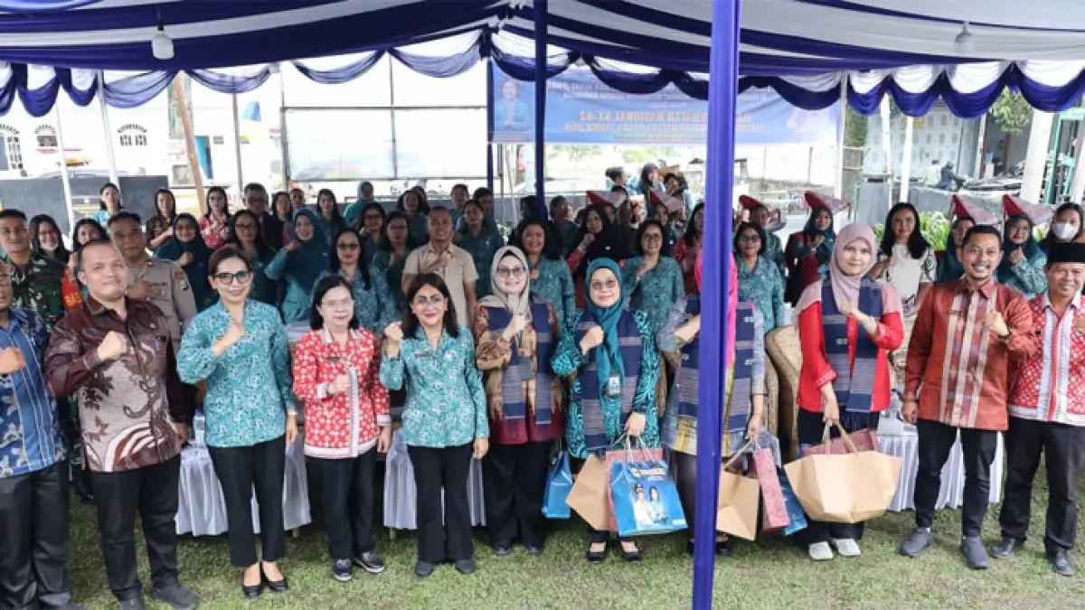 Tim Evaluasi Lomba Perilaku Hidup Bersih dan Sehat (PHBS) mengunjungi Kelurahan Pematang Marihat Kecamatan Siantar Marimbun.