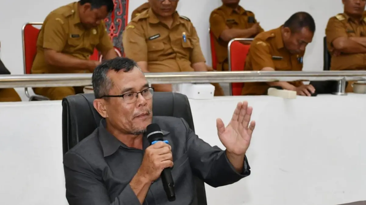 DPRD Samosir Minta Penertiban Pedagang Menara Pandang Tele Ditunda.