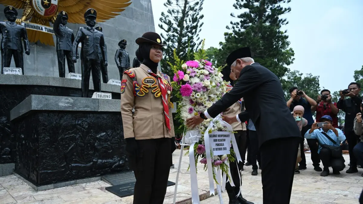 Wagub Sumut Surya memimpin upacara Hari Kesaktian Pancasila 2026 di Tugu Letda Sujono, Bandar Betsy, Kecamatan Bandar Huluan, Simalungun.