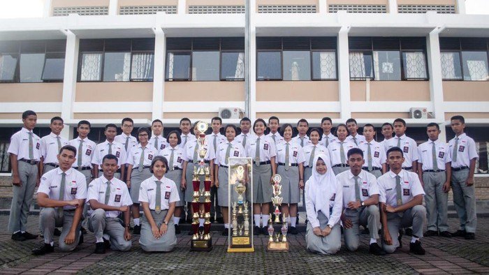 SMA Unggul Del Terbaik di Indonesia.