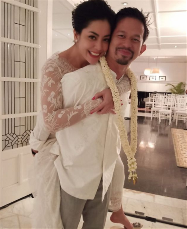 Lulu Tobing-Bani Mulia