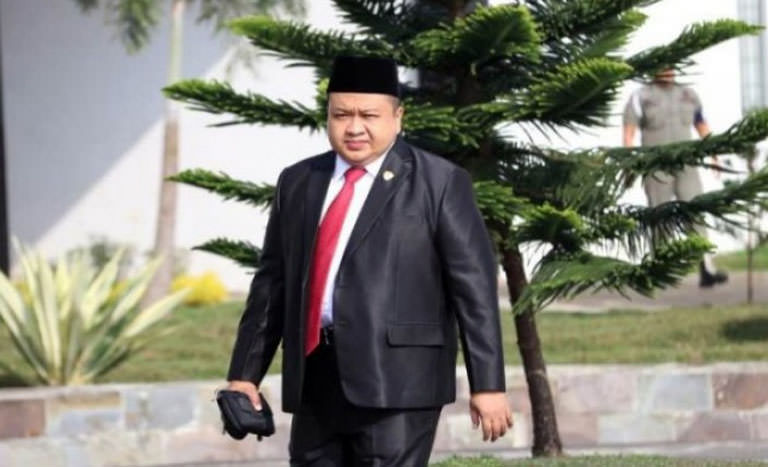 Bupati Tapsel mengunjungi Lantosan Rogas.
