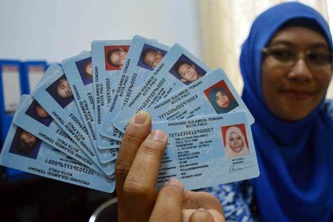 (Mugni Supardi/Radar Sulteng ) ILUSTRASI: Data kependudukan e-KTP. Pemerintah tengah menuju era satu data dengan NIK sebagai basisnya.