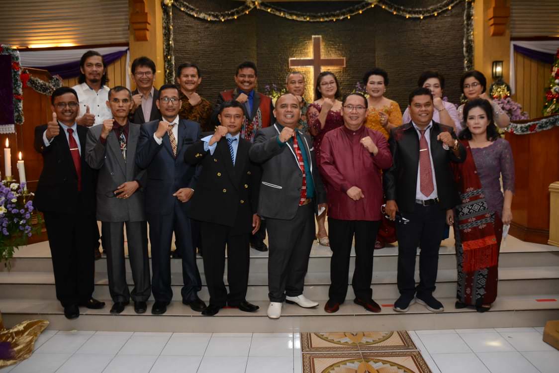 Perayaan Natal Parsadaan Toga Manullang (Partogam) Kota Medan berlangsung meriah, di HKBP Uskup Agung Sugyopranoto Medan, Minggu (19/12/2021).