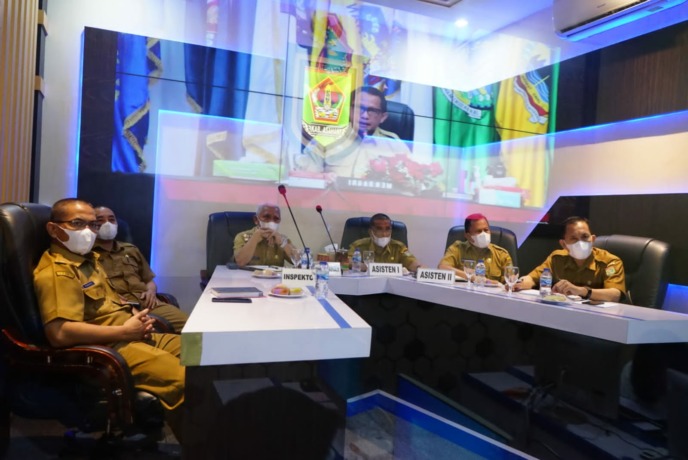 Bupati Asahan saat mengikuti Rakor bersama Mendagri.