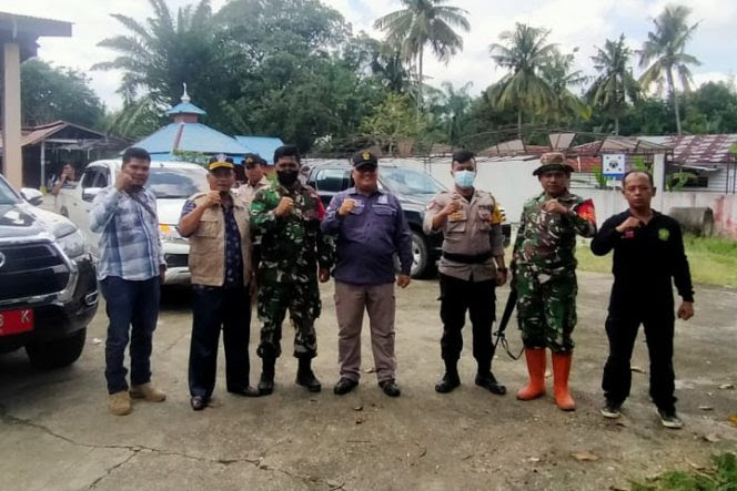 Tim Survei Gabungan untuk menelusuri hulu sungai mencari data penyebab banjir bandang.