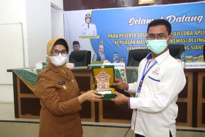 Sosialisasi dan Uji Coba Aplikasi SIKEMAS di lingkungan Pemko Pematang Siantar.