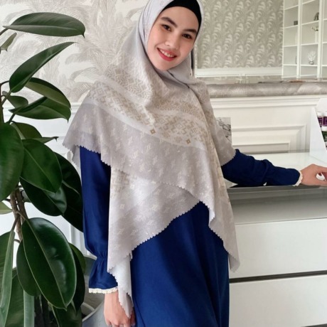 Kartika Putri.