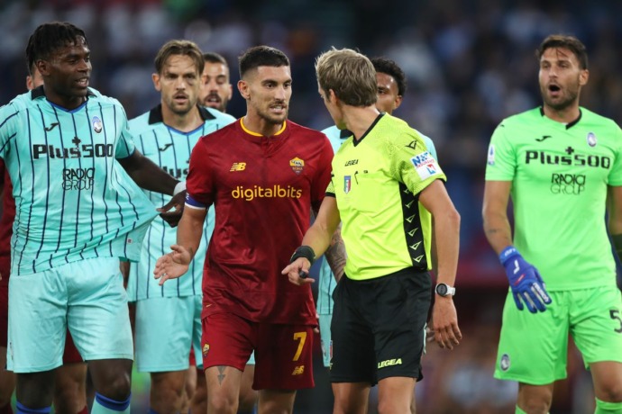 AS Roma kalah dari Atalanta, meski mendominasi dan menciptakan banyak peluang.