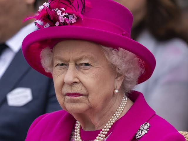 Ratu Elizabeth II.