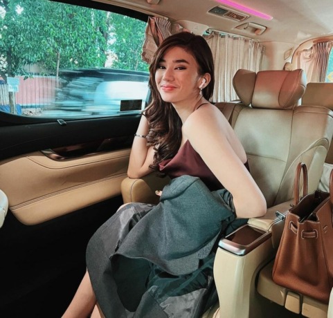 Clara Shinta.