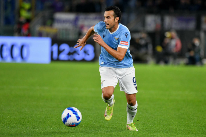 Lazio merebut poin penuh kala bertandang ke markas Atalanta dalam lanjutan Serie A. Biancocelesti menang meyakinkan 2-0.