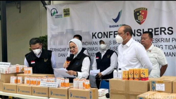 Kepala BPOM RI Penny K Lukito mengungkap hasil penindakan industri farmasi yang memproduksi sirup obat tidak memenuhi standar atau tidak sesuai dengan khasiat dan mutu keamanan.