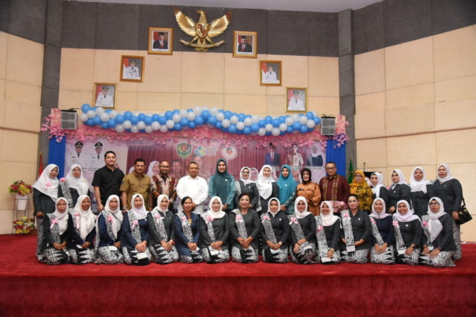 Bupati Tapsel H Dolly Pasaribu hadiri peringatan HUT IBI Ke-71, di Gedung Serba Guna Sarasi.