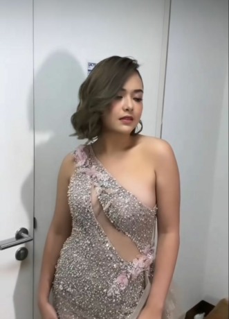 Amanda Manopo.