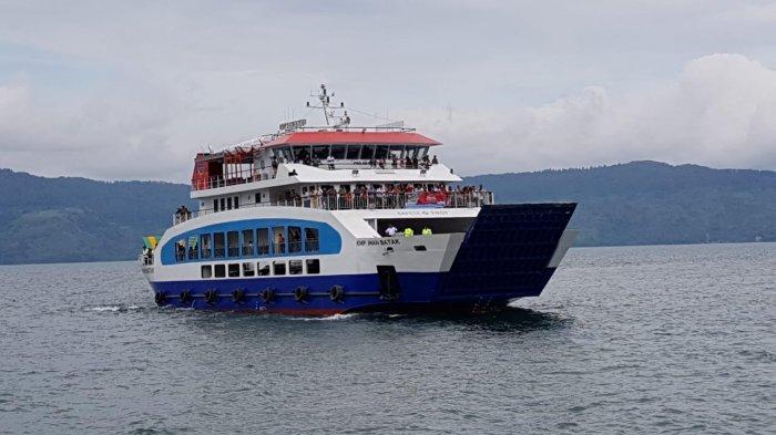 Ferry Danau Toba-Ilustrasi.
