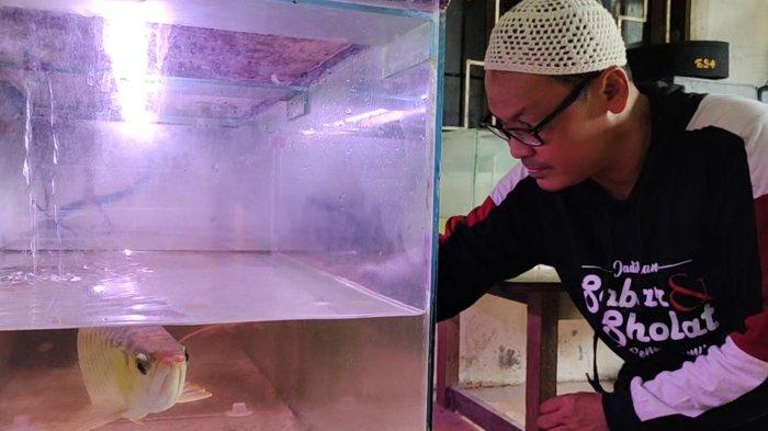 Foto: Nizam dan dua anaknya.