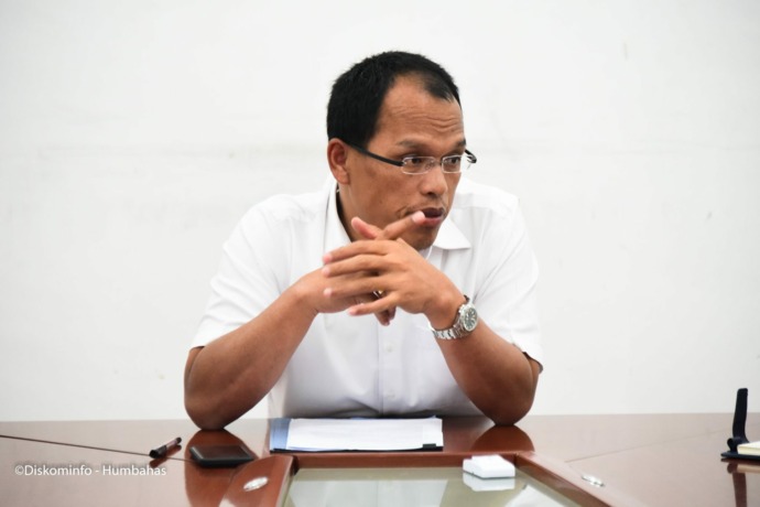 Bupati Humbahas, Dosmar Banjarnahor.