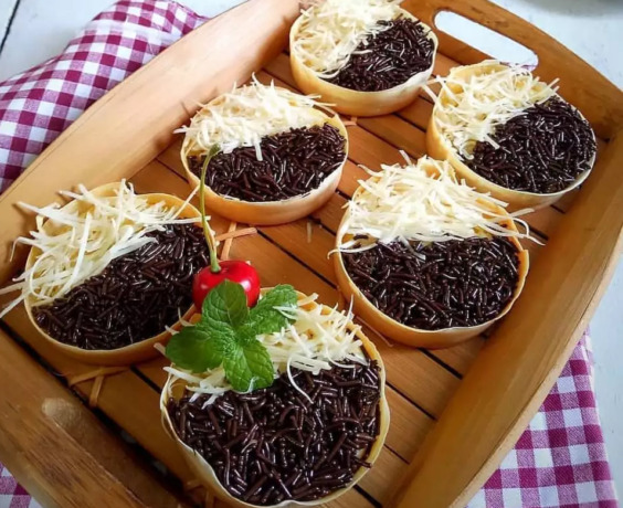 Martabak mini.
