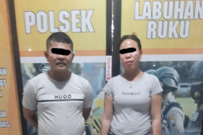 Foto: Antara Kedua tersangka penjual narkotika ekstasi.