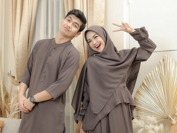 Ria Ricis dan sang suami, Teuku Ryan.