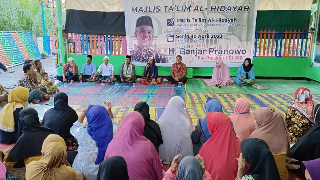 Suasana Safari Ramadan sekaligus berbagi takjil dirasakan Majelis Taklim Al-Hidayah, Sei Bamban, Sergai pada Jumat, 15 April 2023. IST