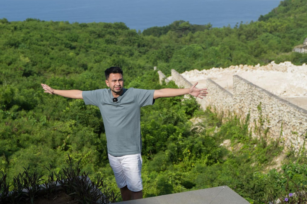 Presenter Raffi Ahmad tengah membangun sebuah vila mewah di Bali.
