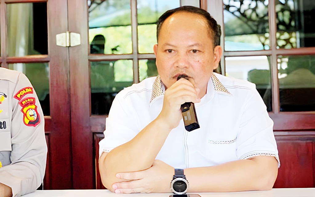 Subdit II Ditreskrimsus Polda Riau mengungkap kasus penipuan perbankan yang dilakukan oleh pria berinisial DL Sitorus (56). Nilainya mencapai Rp25 miliar. Kini polisi juga sudah menyita aset villa mewah DL Sitorus di Bali.