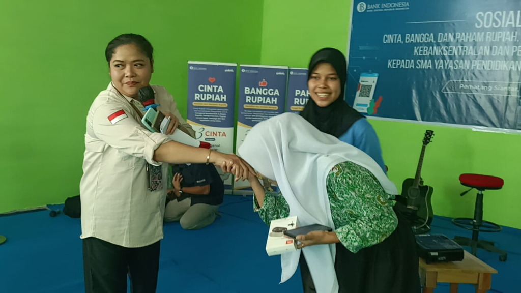 Sosialisasi KPw BI Pematang Siantar di Yayasan Perguruan Keluarga (YPK) Pematang Siantar. (f: BI Siantar)