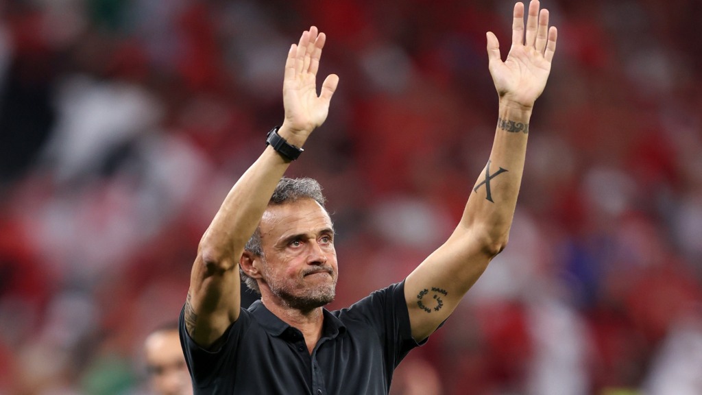 Luis Enrique kini menjadi kandidat kuat pelatih baru Paris Saint-Germain.