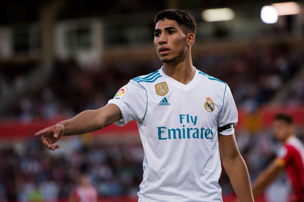 Achraf Hakimi mulai dispekulasikan cabut dari Paris Saint-Germain.