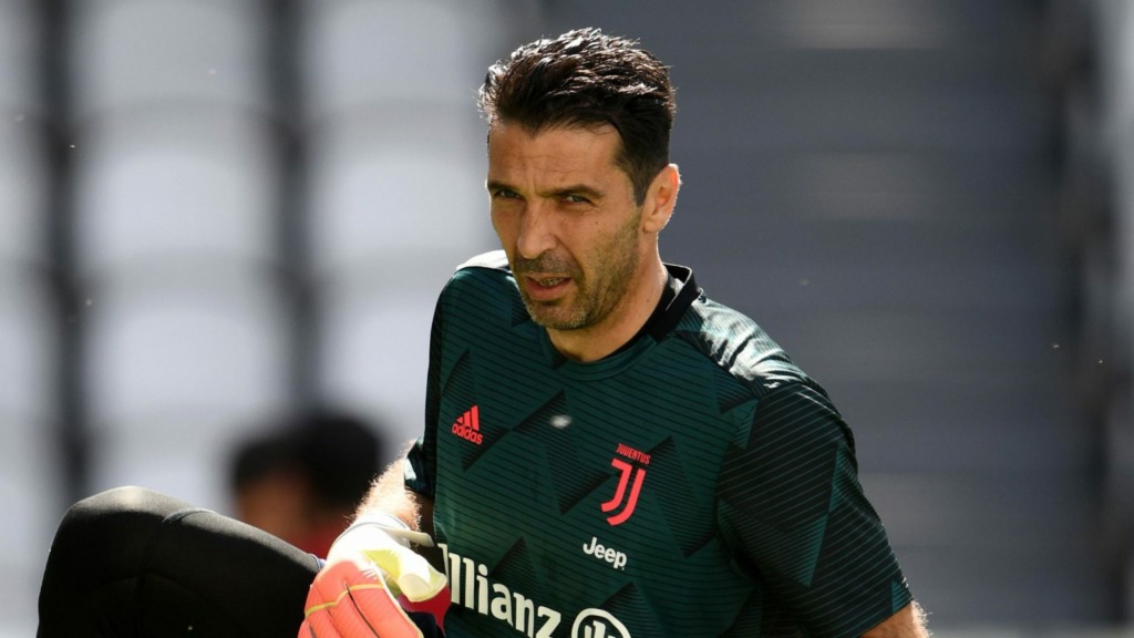 Kiper ikonik Italia, Gianluigi Buffon.