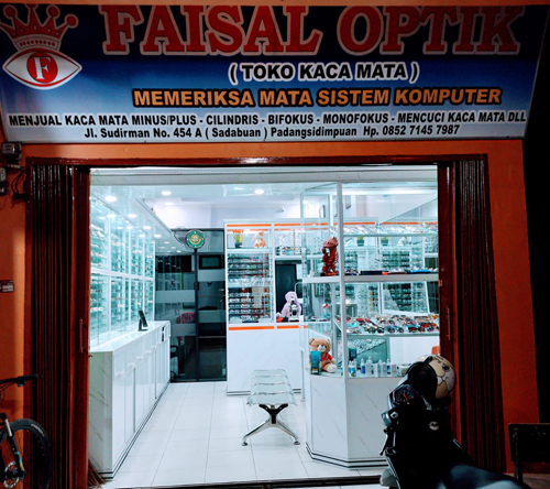 Toko Kacamata FAISAL OPTIK, Jalan Sudirman No.454 A, Sadabuan (samping Bank Sumut unit Sadabuan) Kota Padangsidimpuan.