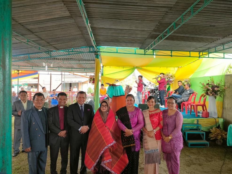 Wali Kota Pematang Siantar dr Susanti Dewayani SpA menghadiri acara Pembangunan dan Peresmian Gereja Kristen Protestan Indonesia (GKPI) BP Nauli, di Kampung Gunung, Kelurahan Baringin Pancur (BP) Nauli, Kecamatan Siantar Marihat, Minggu (10/09/2023).